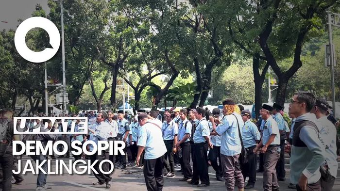 Demo Sopir JakLingko di Balai Kota, Lalin Macet
