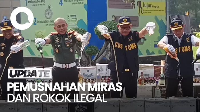 Bea Cukai Musnahkan 162 Ribu Miras-12 Juta Rokok Ilegal Senilai Rp 165 M