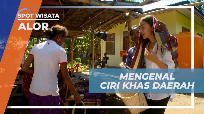 Melihat dari Dekat Proses Pembuatan Kain Tenun Khas Alor