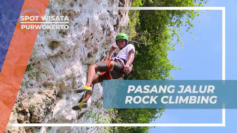 Memasang Jalur Untuk Rock Climbing Tebing Putih Purwokerto