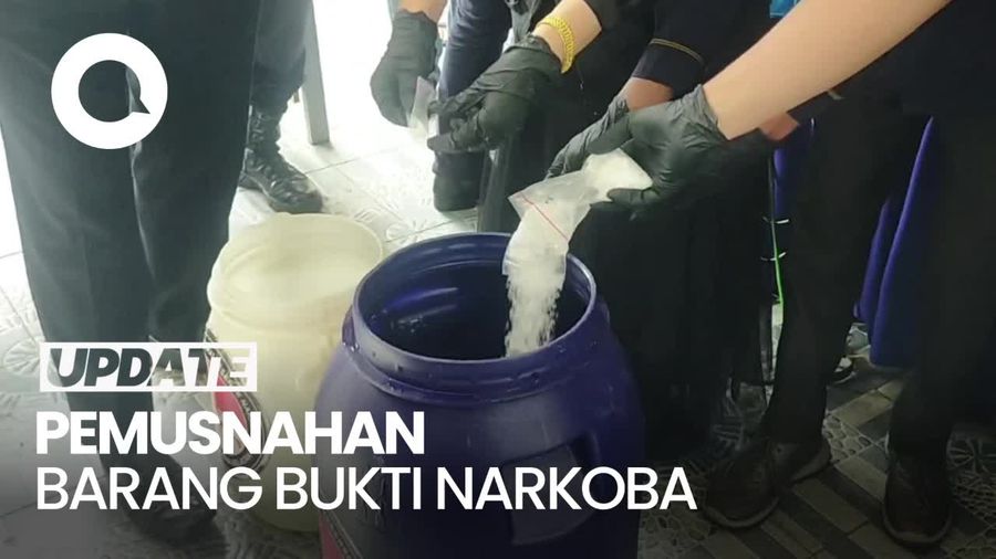 Polda Sumsel Musnahkan 1,4 kg Sabu dengan Cara Diblender