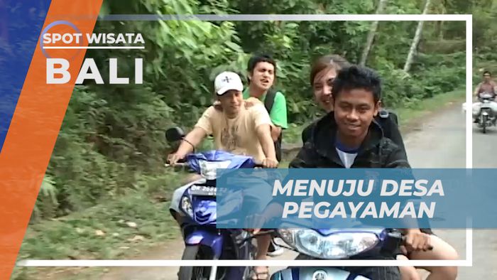 Menikmati Perjalanan Naik Ojek Menuju Desa Pegayaman, Bali