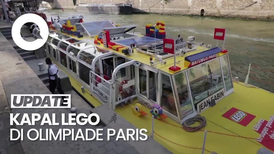 Cobain Tur Keliling Paris Selama Olimpiade Pakai Kapal Lego
