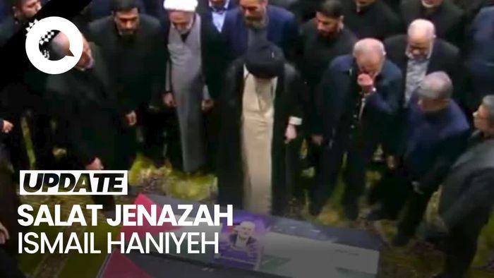 Momen Pemimpin Tertinggi Iran Pimpin Salat Jenazah Ismail Haniyeh