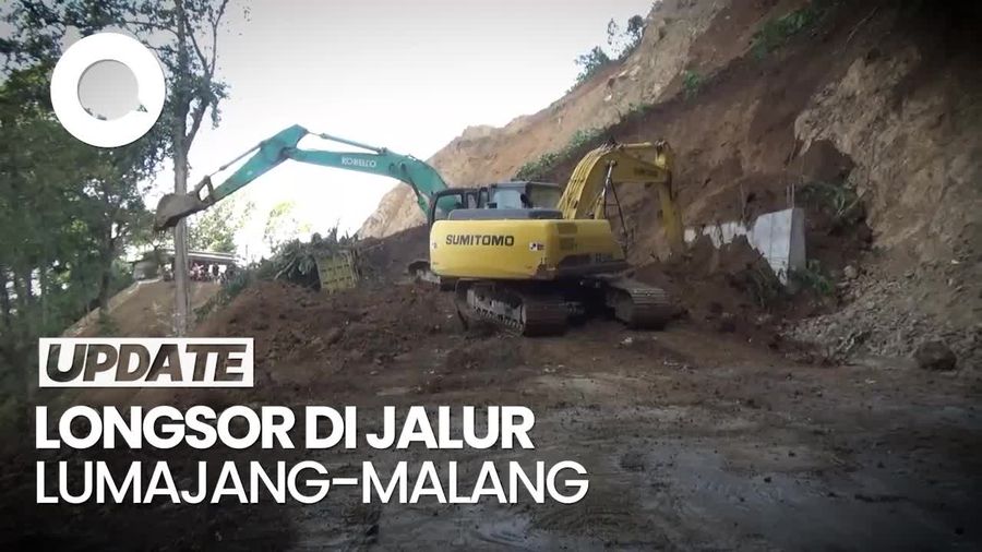 Tebing Setinggi 25 Meter Longsor Timpa Truk di Jalur Lumajang-Malang