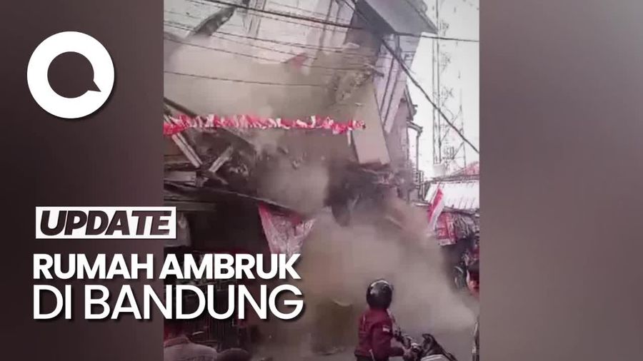 Detik-detik Rumah 3 Lantai di Bandung Ambruk, Warga Panik Berlarian