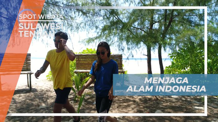 Menjalin Keakraban, Ngobrol Seru di Tepi Pantai Pulau Tinalapu, Sulawesi Tengah