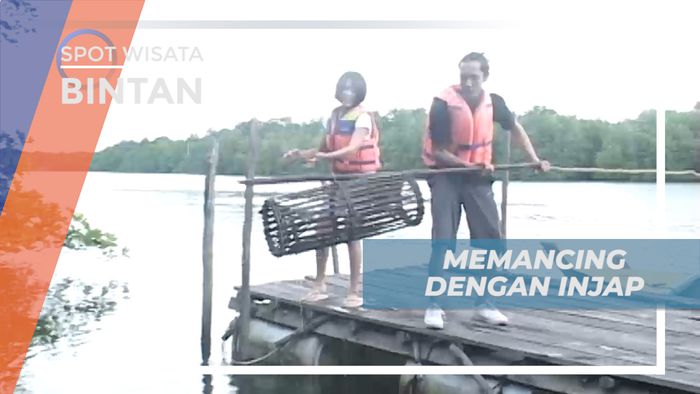 Pengalaman Seru, Berburu Kepiting dengan Alat Tradisional Injap, Bintan