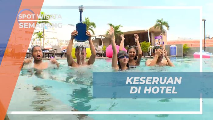 Menikmati Vacation, Seru-seruan di Kolam Renang Hotel, Semarang