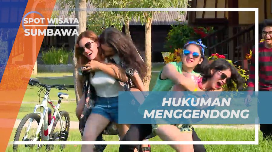 Menikmati Keseruan, Bermain Gendong-gendongan di Kawasan Resort, Sumbawa