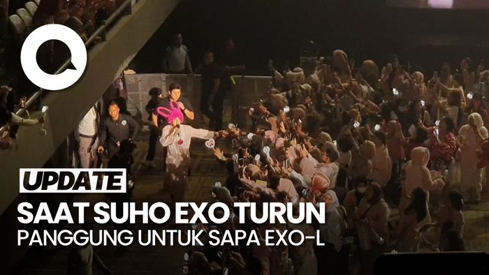 Momen SUHO EXO Turun Panggung untuk Sapa EXO-L