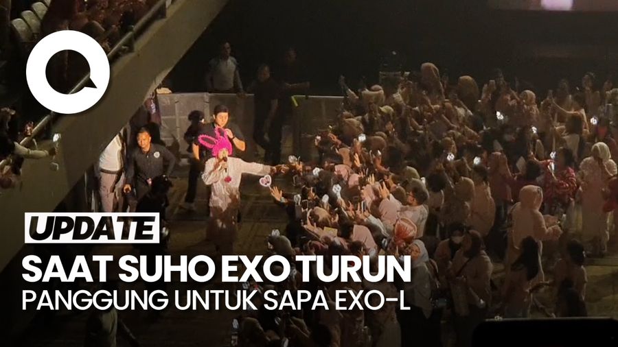 Momen SUHO EXO Turun Panggung untuk Sapa EXO-L