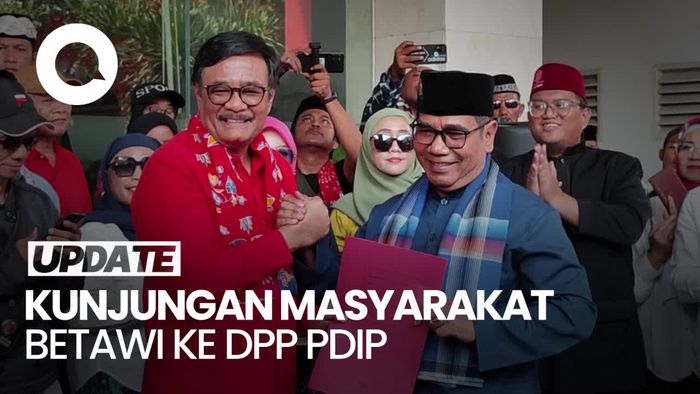 Masyarakat Betawi Sambangi DPP PDIP Diiringi Pantun dan Pencak Silat