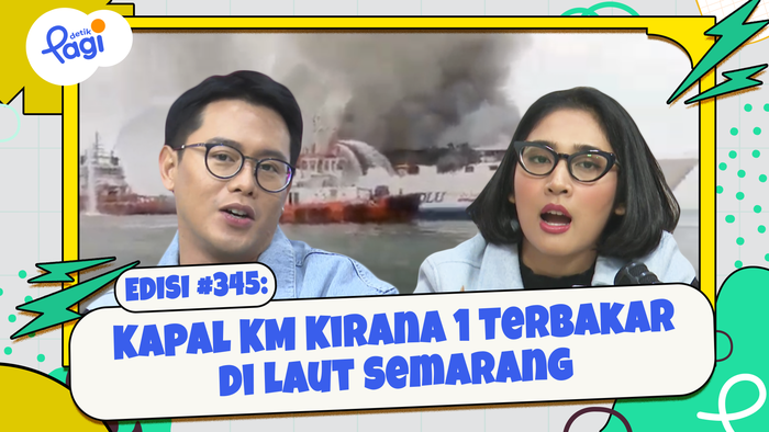 Kapal KM Kirana 1 Terbakar di Laut Semarang