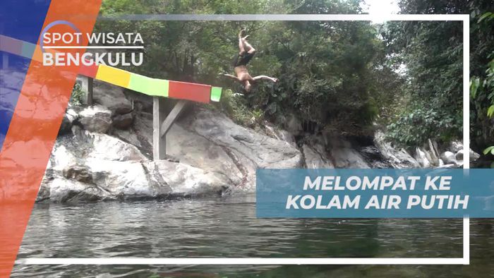 Seru-seruan Melompat ke Kolam Air Putih, Bengkulu 