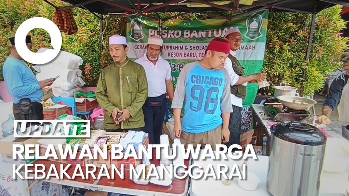 Cerita Relawan Siaga 24 Jam Bantu Warga Kebakaran di Manggarai