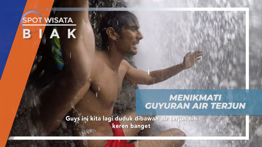 Menikmati Kesegaran Guyuran Air Terjun Wardo Biak Papua