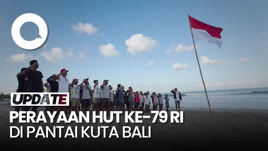 Komunitas Peselancar di Bali Gelar Upacara HUT RI
