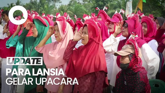 Antusias Para Lansia di Asahan Gelar Upacara HUT ke-79 RI