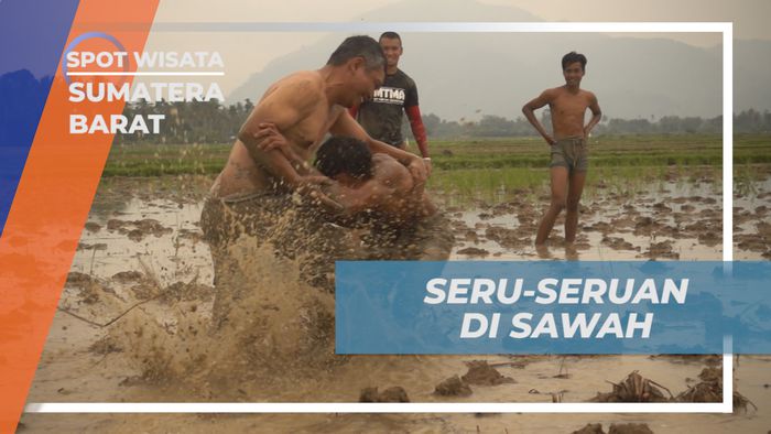Seru-seruan di Lumpur Sawah nan Basah di Payakumbuh Sumatera Barat