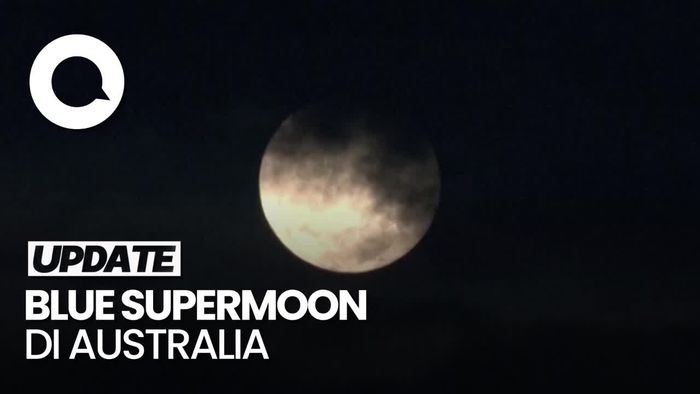 Penampakan Cantik Blue Supermoon Hiasi Langit Sydney