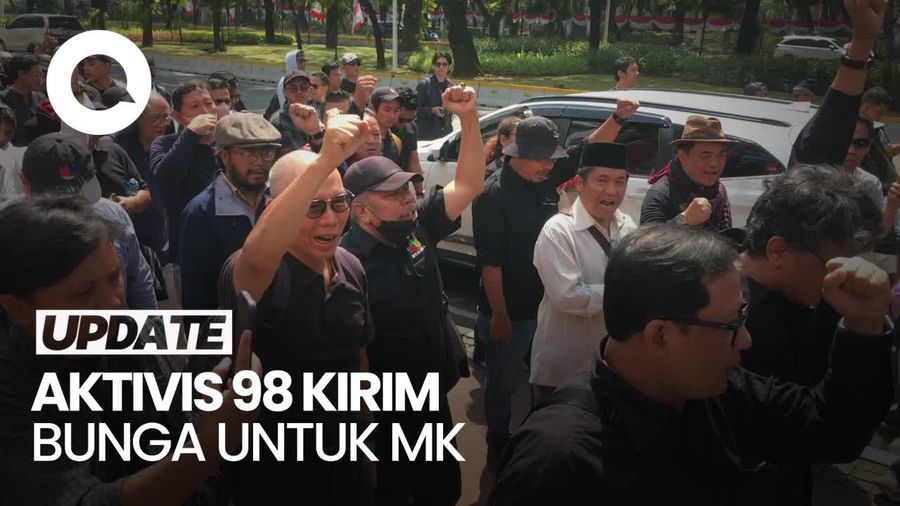Aktivis 98 Kirim Bunga untuk MK: Tetap Teguh Pada Konstitusi
