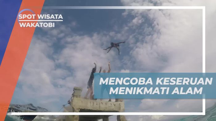 Bermain Gerobak Kayu di Dermaga Pulau Hoga Wakatobi