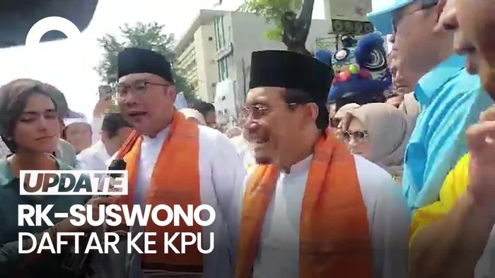 RK-Suswono Daftar ke KPU Jakarta Diarak Ondel-ondel dan Barongsai