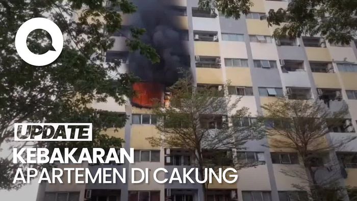 Penampakan Kebakaran Apartemen di Cakung, 1 Orang Luka Bakar