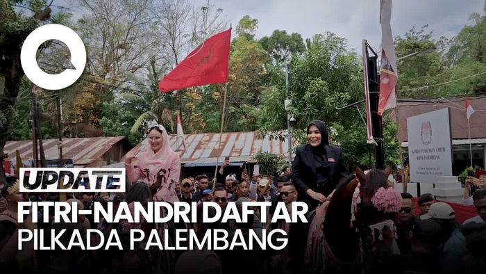 Naik Kuda Hias, Fitrianti-Nandriani Daftar ke KPU Palembang