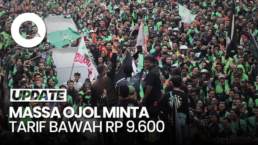 Massa Ojol Patung Kuda Tuntut Tarif Bawah Aplikasi Kembali ke Rp 9.600