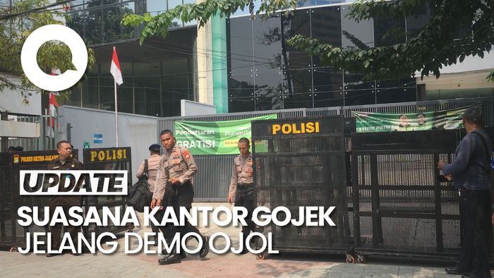 Suasana di Depan Kantor Gojek Jelang Aksi Demo Ojol Hari Ini