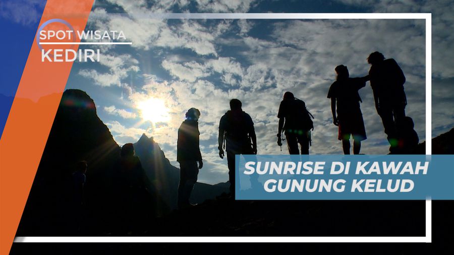 Indahnya Terbit Matahari Pagi di Pucak Gajah Mungkur Gunung Kelud Kediri