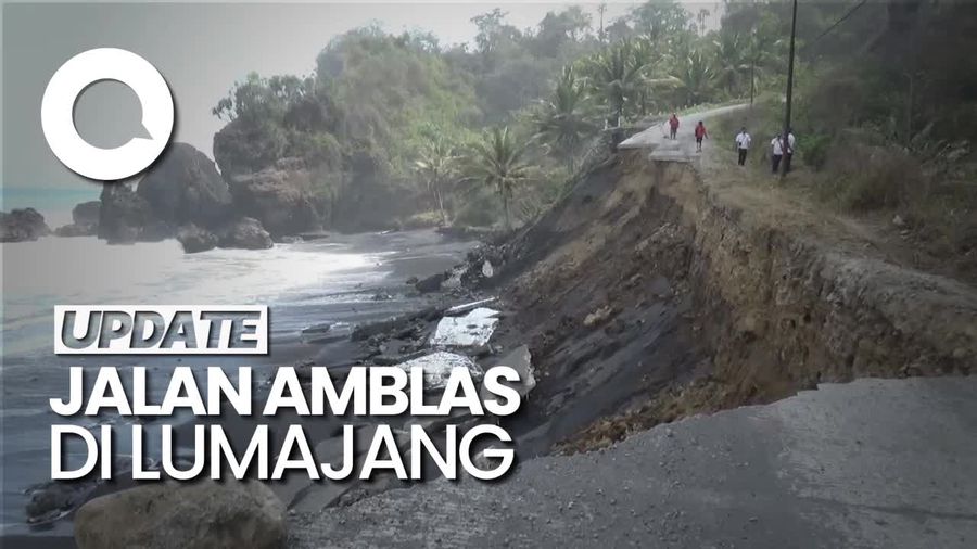 Penampakan Jalan Penghubung 2 Kecamatan di Lumajang Ambles Tergerus Ombak