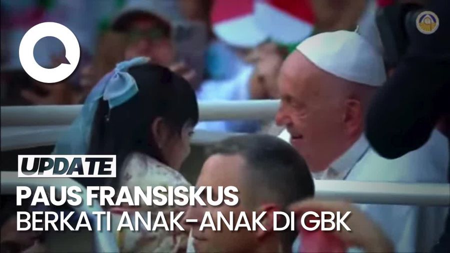 Momen Paus Fransiskus Keliling SUGBK, Beberapa Kali Berkati Anak-anak