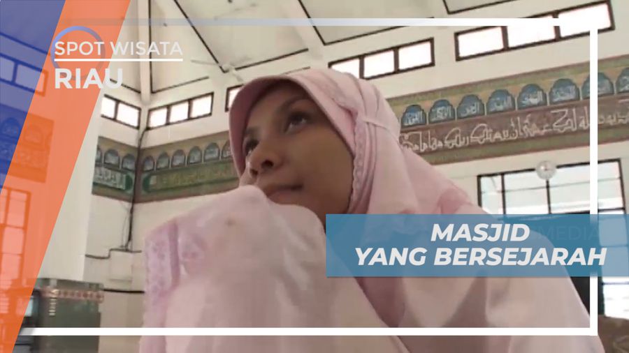 Berkesempatan Sholat di Masjid Raya Ar Rahman di Rengat Riau
