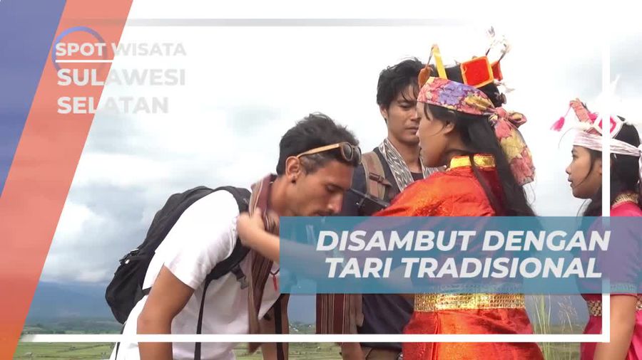 Sambutan Ramah Tari Tradisional di Seko Luwu Utara Sulawesi Selatan