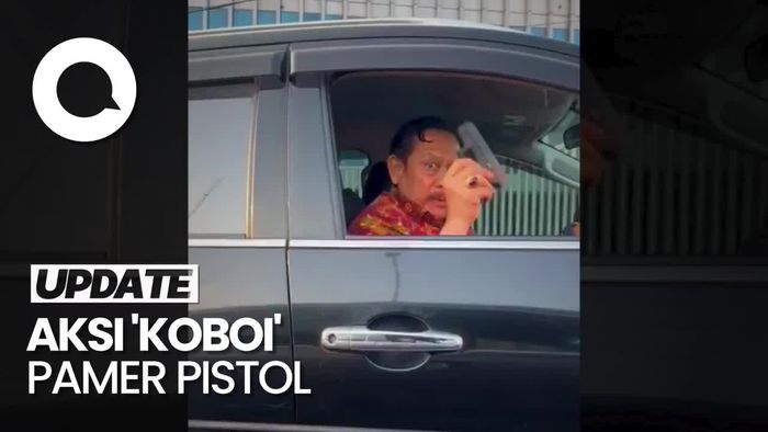 Tampang Koboi Pengemudi Pajero yang Pamer Pistol di Jaktim