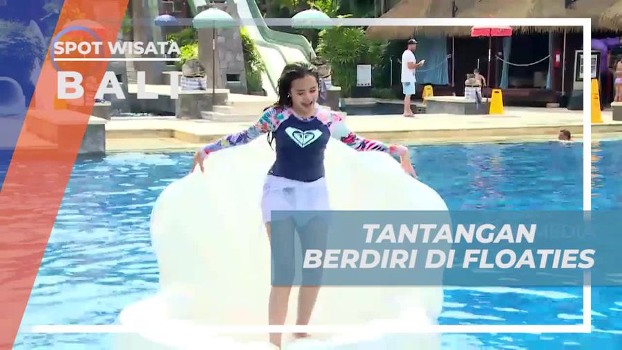 Tantangan Seru Berdiri di Atas Floaties, Bali