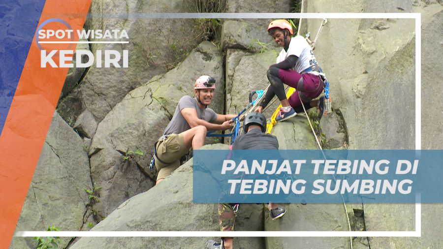 Pemandangan Mempesona Saat Panjat Tebing Sumbing di Kediri