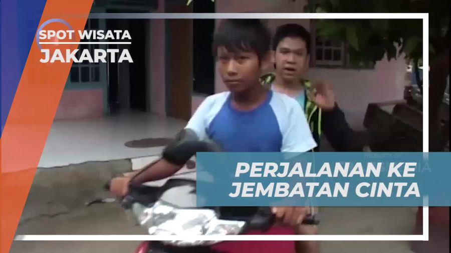 Naik Sepeda Menuju Jembatan Cinta yang Populer, Jakarta