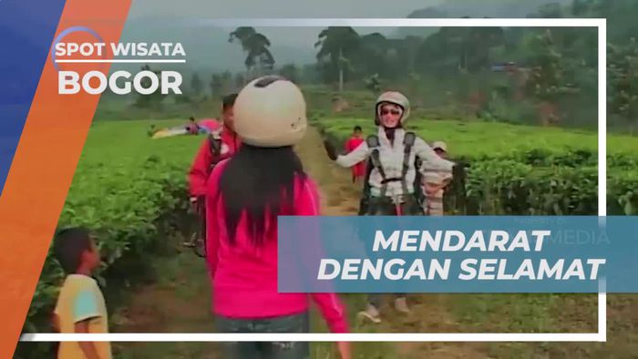 Berhasil Mendarat dengan Selamat Setelah Paralayang di Bogor
