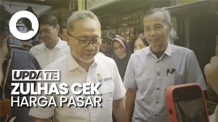 Momen Mendag Zulhas Kunjungi Pasar Soponyono Surabaya