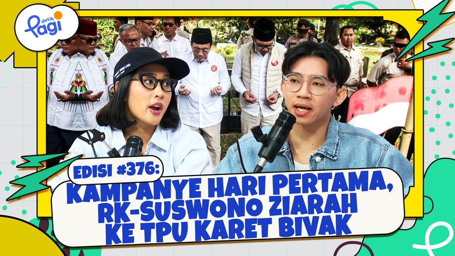 Kampanye Hari Pertama, RK-Suswono Ziarah ke TPU Karet Bivak