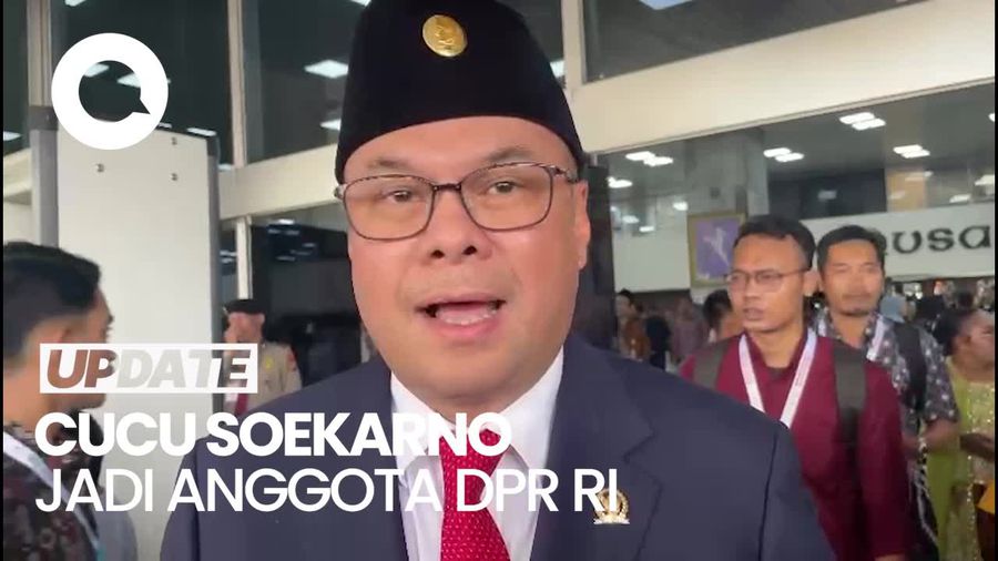 Video: Ucap Syukur Romy Soekarno Seusai Dilantik Jadi Anggota DPR