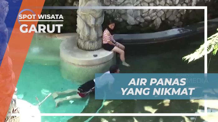 Relaksasi di Pemandian Air Panas yang Nikmat, Garut