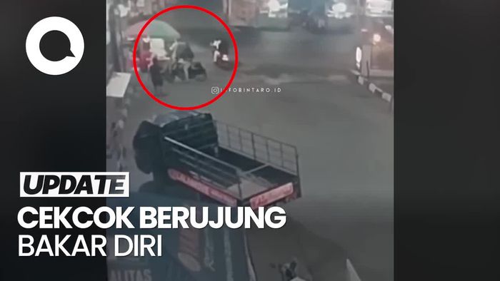 Video: Pria di Tangsel Bakar Diri Setelah Cekcok dengan Istri