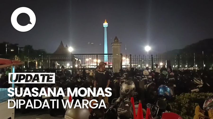 Video: Penampakan Monas Malam Ini masih Dipadati Warga