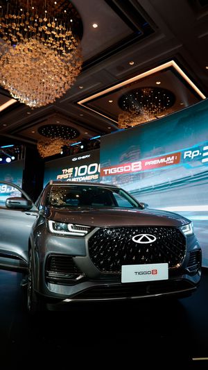 SUV Mewah Chery Tiggo 8 Resmi Dirilis, Harga Mulai Rp 300 Jutaan!