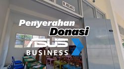 Pemberian Laptop ASUS dan CT Arsa Untuk Tenaga Pengajar Indonesia